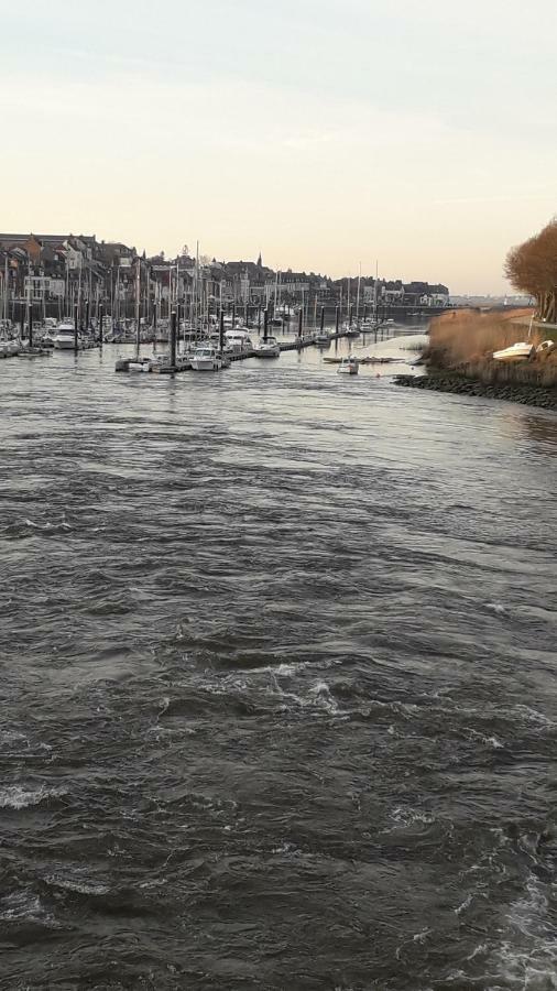 Gite Du Village Estréboeuf Exteriér fotografie